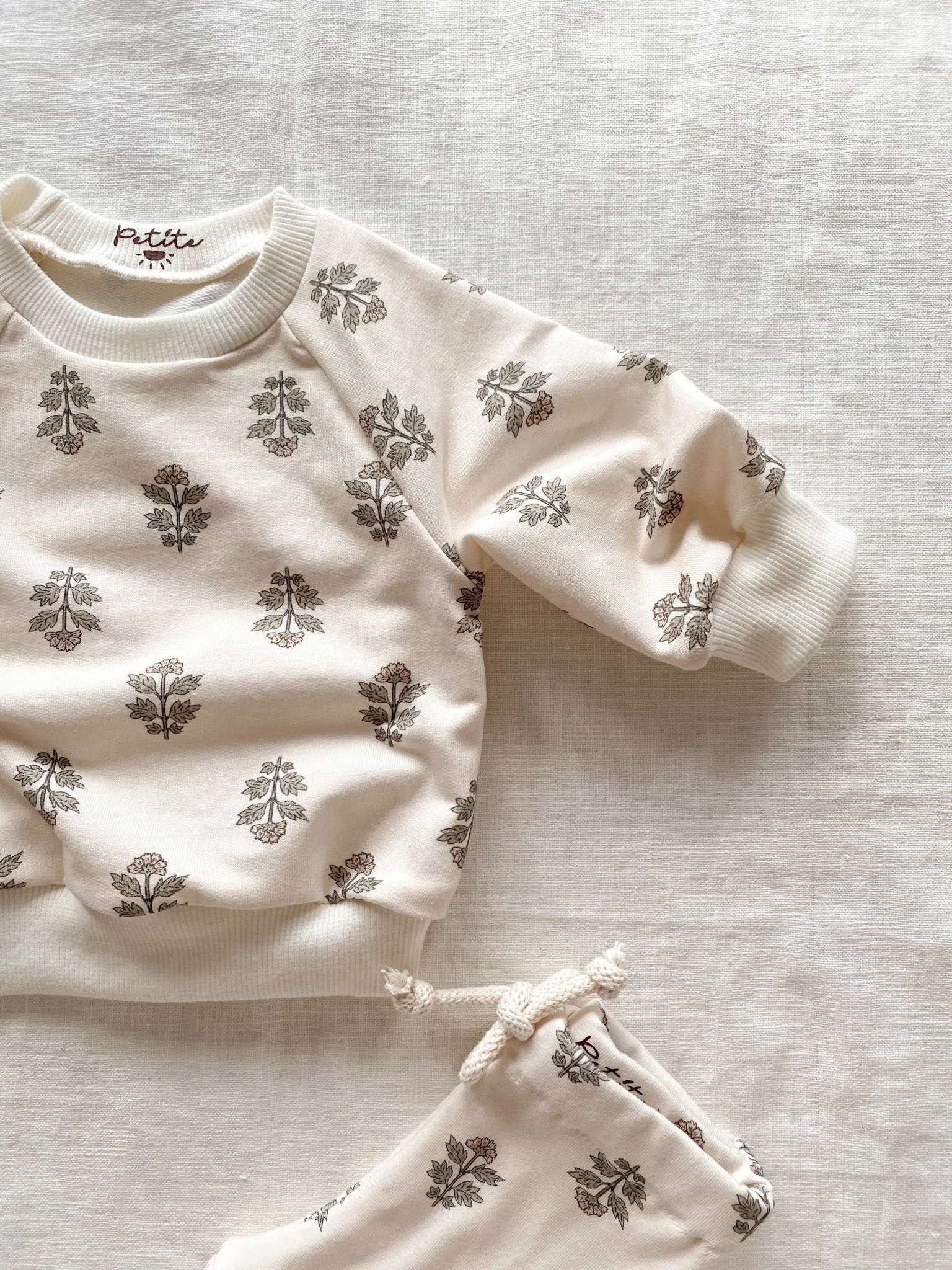Baby cotton sweatshirt / florals