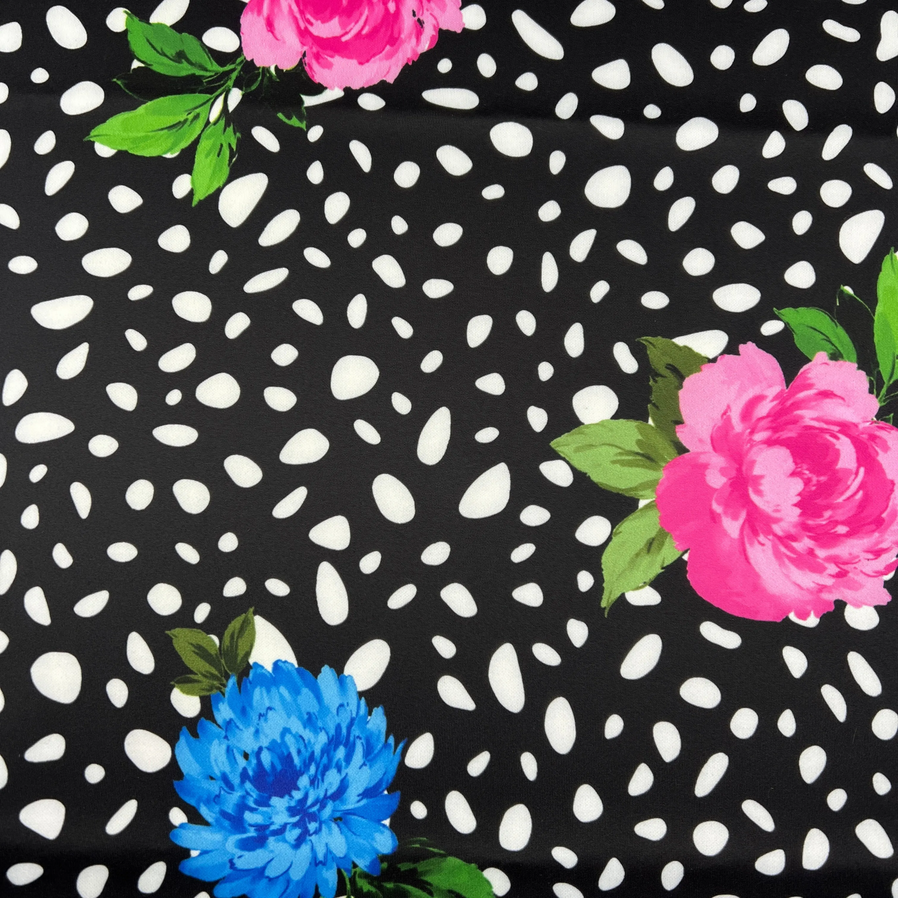 FS488 Dalmatian Floral