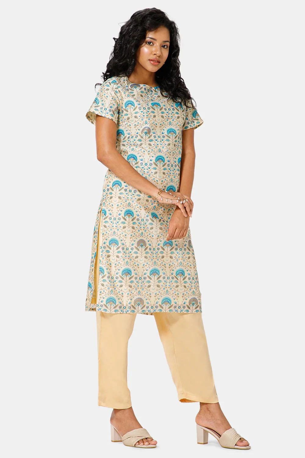 Mythri Boat Neck Short Sleeve Straight Kurti  - Blue -  KU57