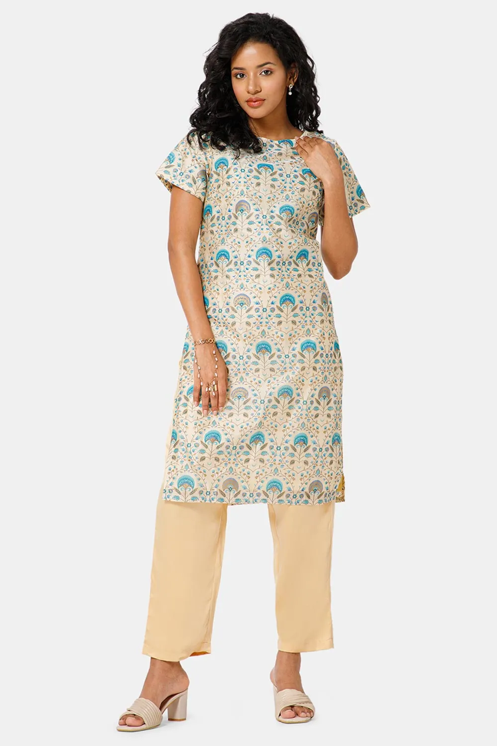 Mythri Boat Neck Short Sleeve Straight Kurti  - Blue -  KU57