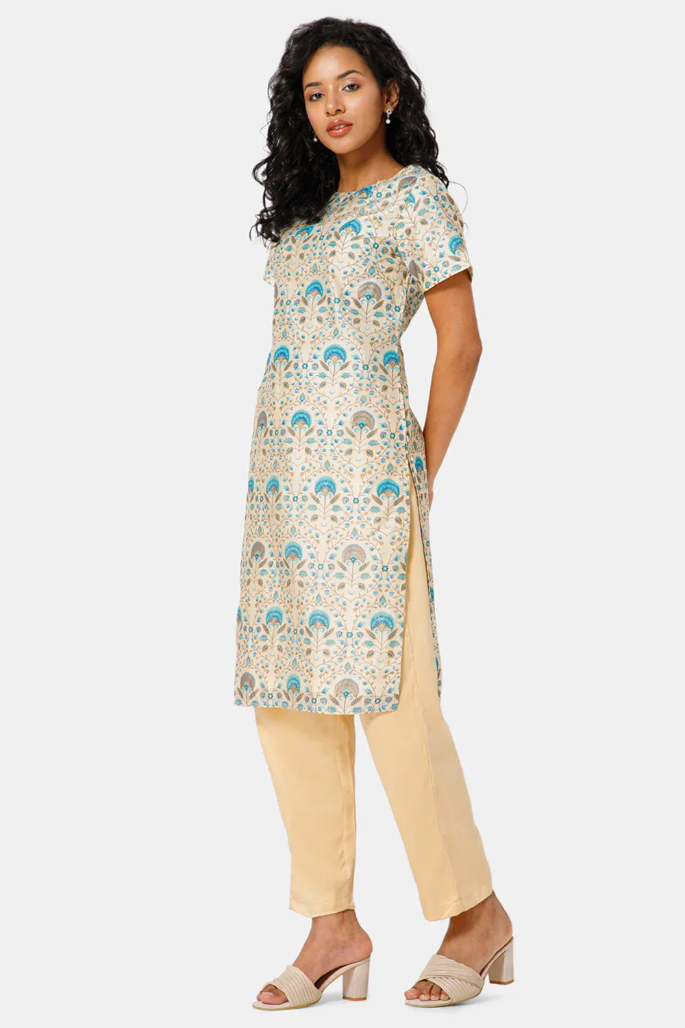 Mythri Boat Neck Short Sleeve Straight Kurti  - Blue -  KU57