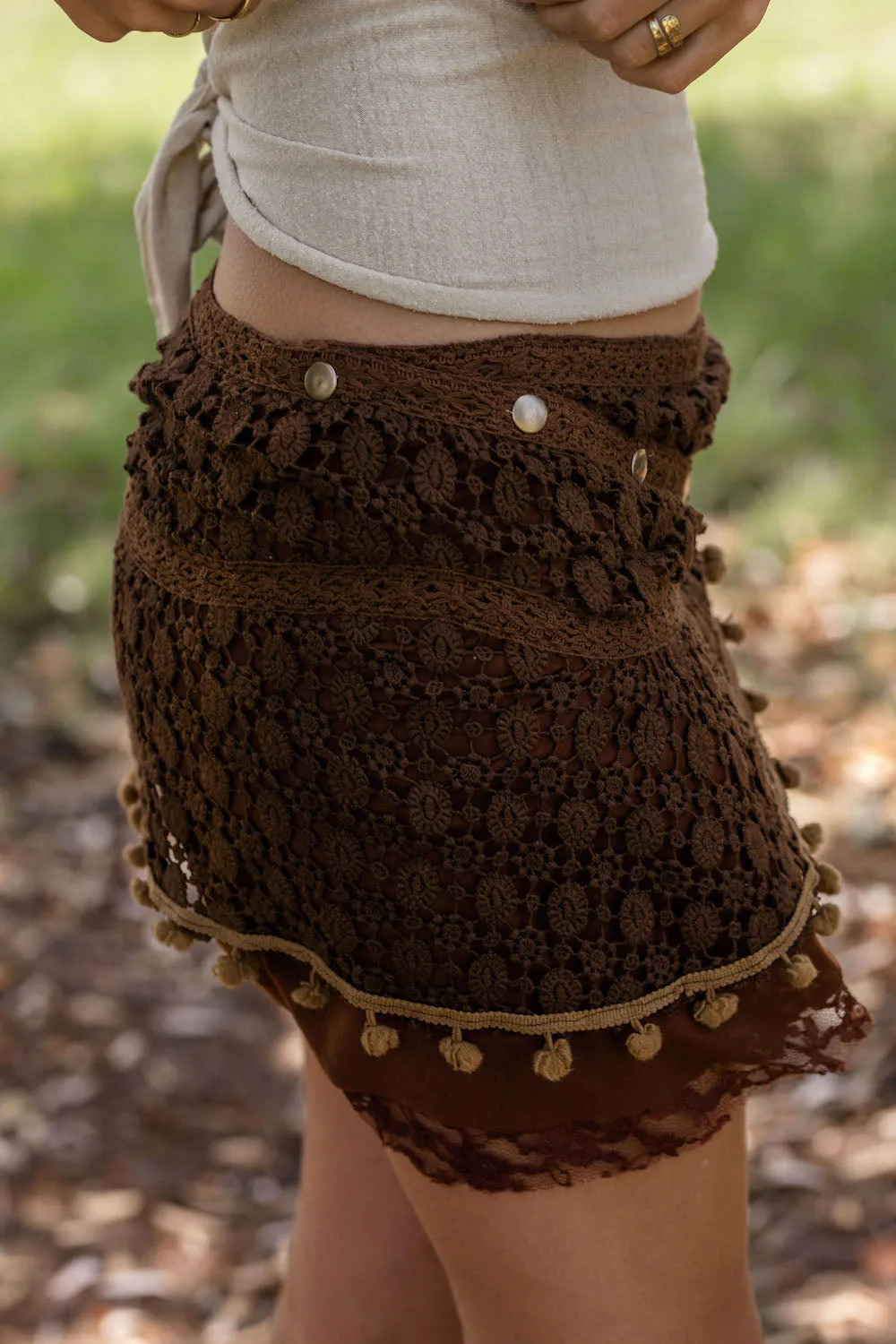 PIXIE LACE MINI SKIRT BROWN